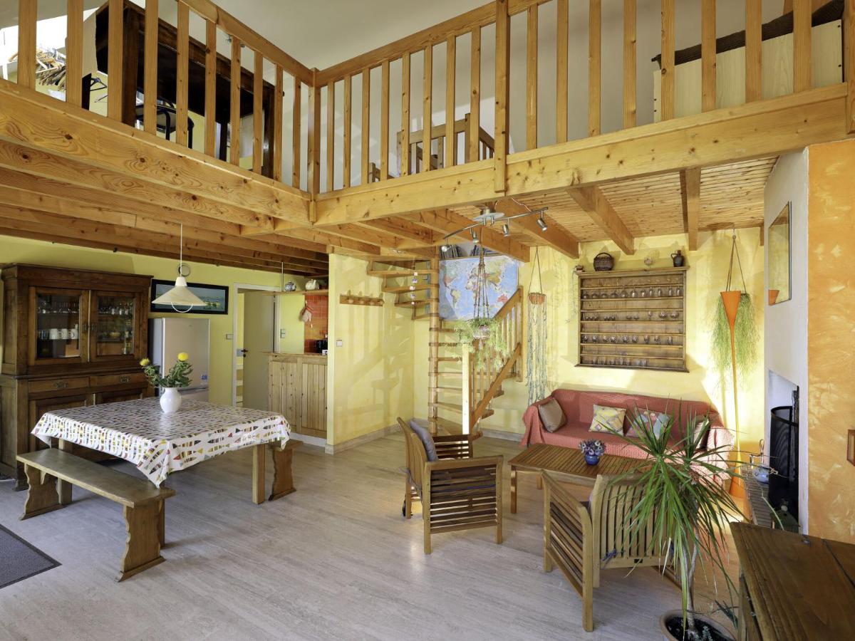 Bright Cottage In A Quiet Location, Near The Coast, Sibiril Экстерьер фото